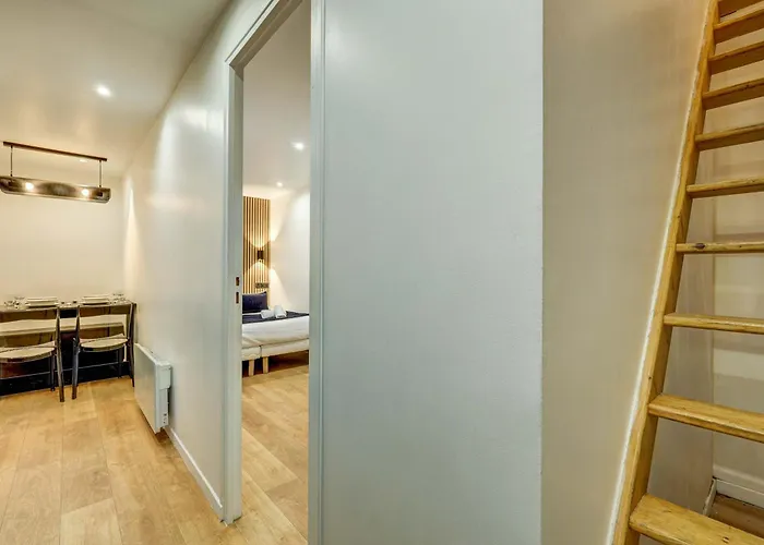 Modern And Renovated Apartment Next To Sacre-Coeur